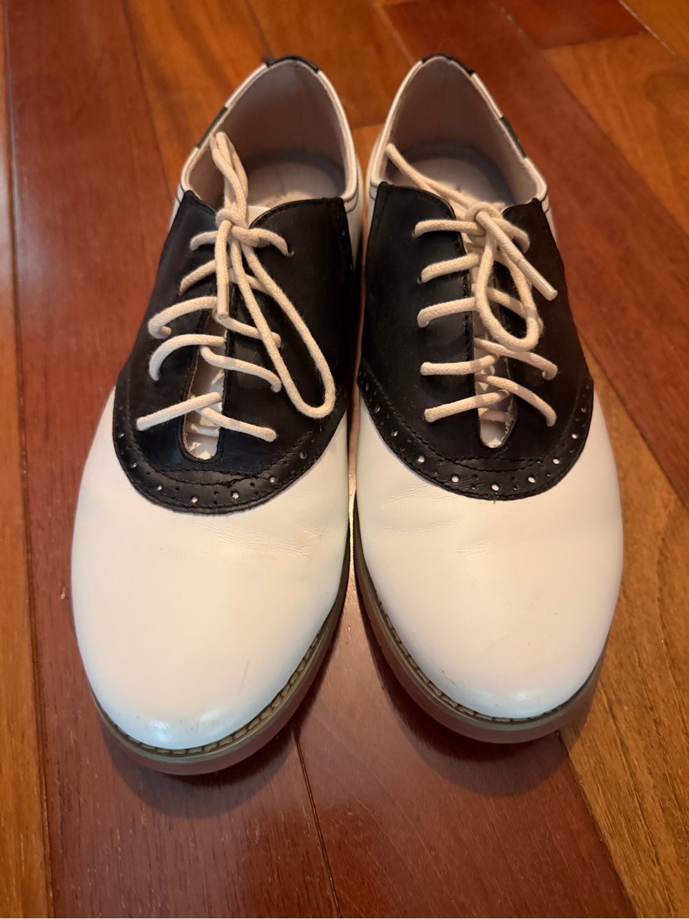 Eastland Sadie Saddle shoes black and white leather